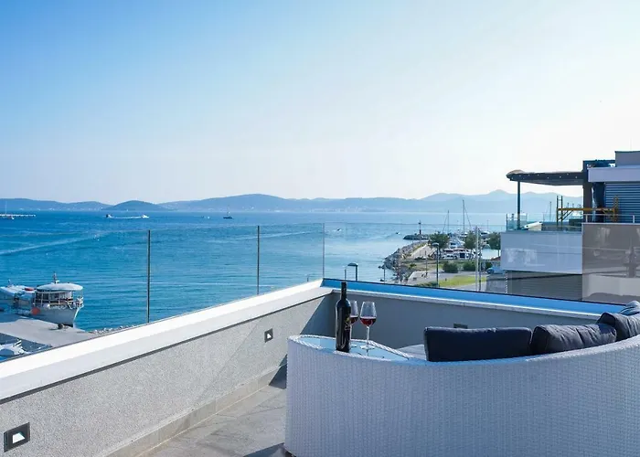 Luxury Penthouse Cosmacendi