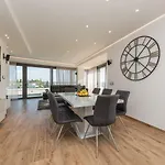 Luxury Penthouse Cosmacendi